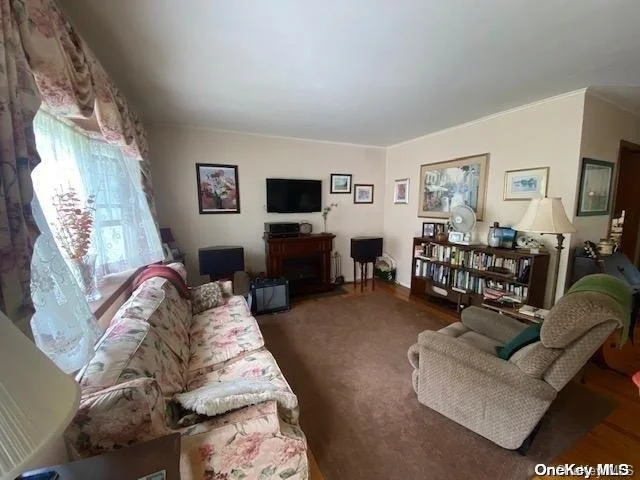 Photo of 31 Oakrest Lane