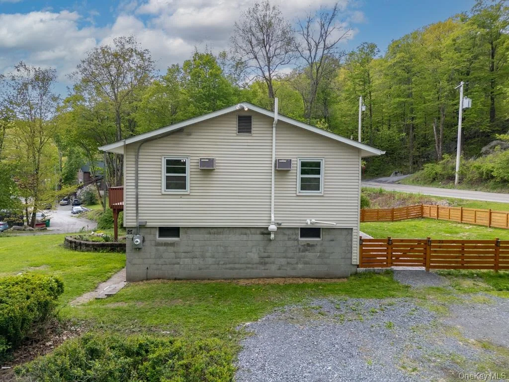 Photo of 23 Lakeview Drive