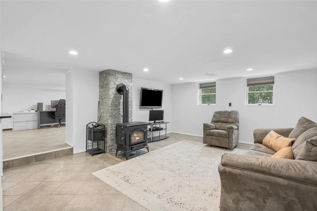 Photo of 548 Harrison Avenue