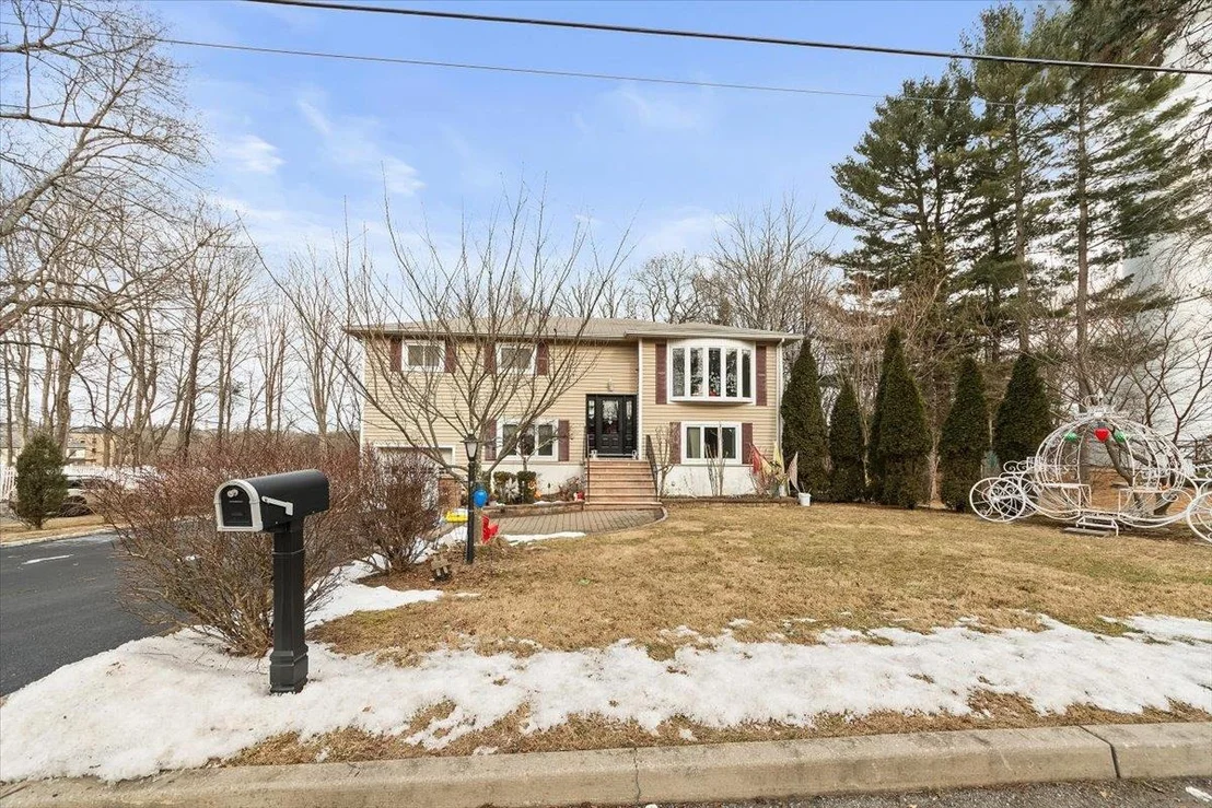 Photo of 15 Cooper Drive