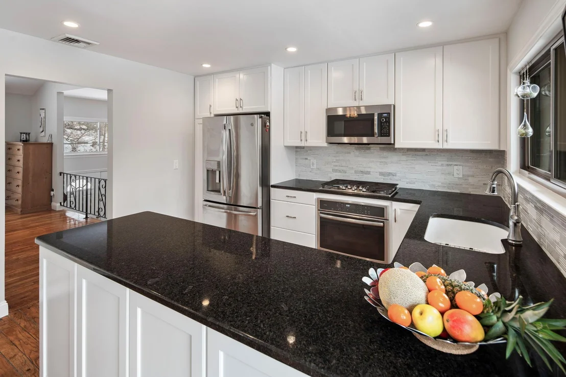 Photo of 24 Greenbriar Drive