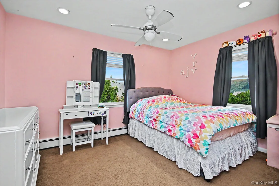 Photo of 14 Emerald Place