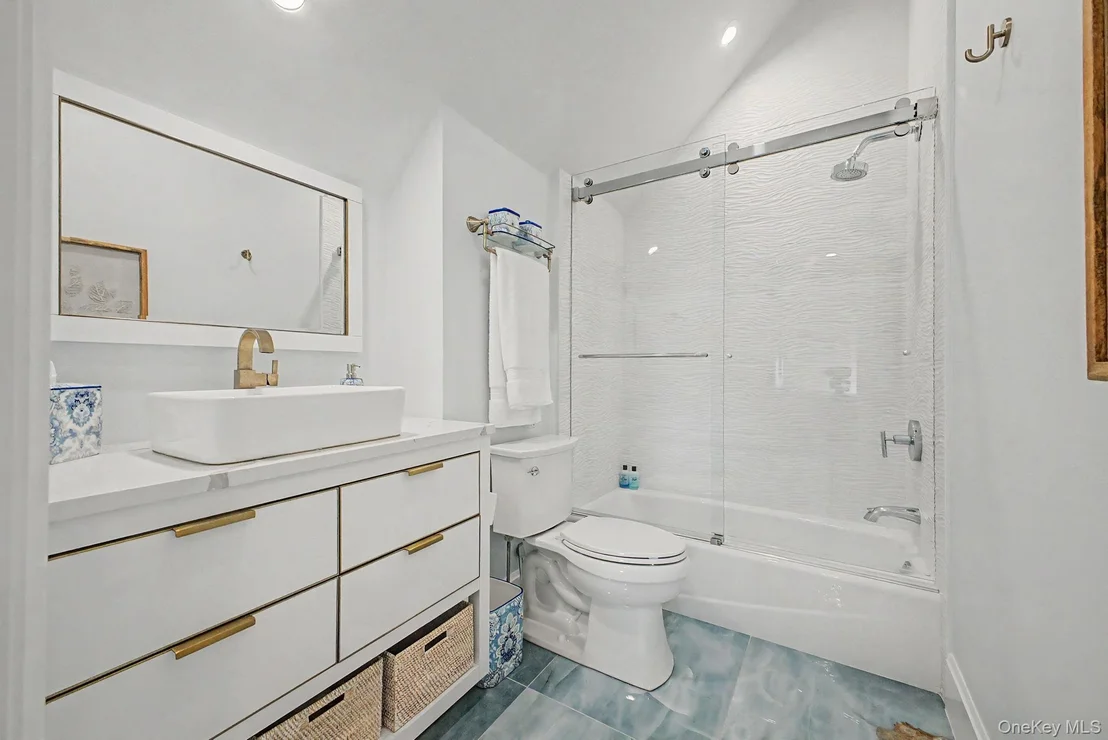 Photo of 40 Hamilton Drive
