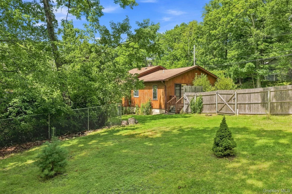Photo of 49 Maple Trail