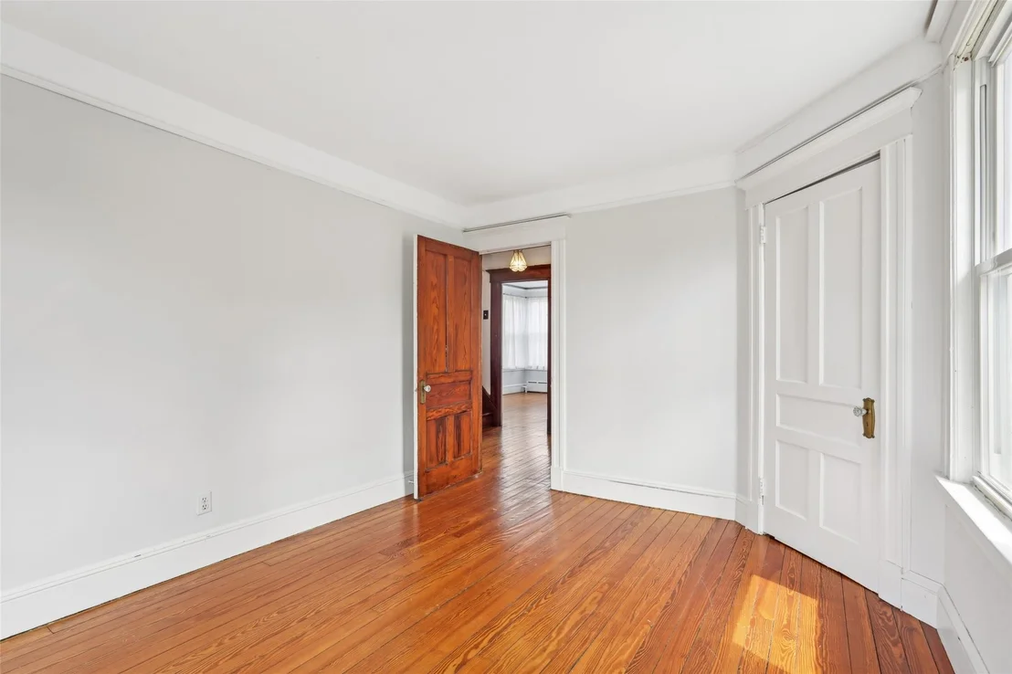 Photo of 18 Edward Street