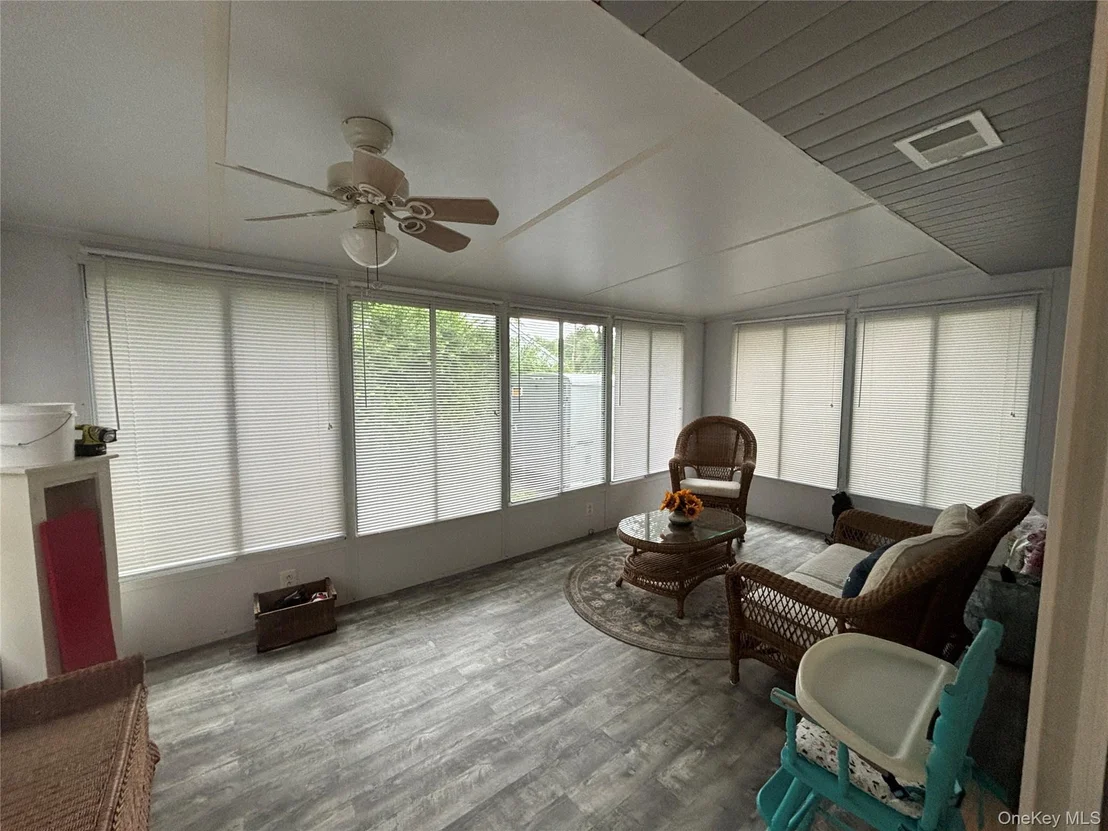 Photo of 72 Fanning Boulevard