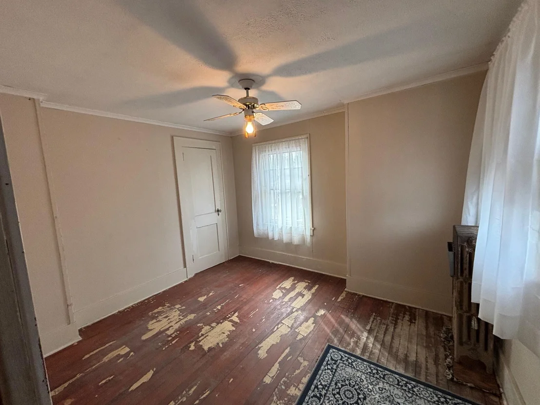 Photo of 265 Howell Avenue