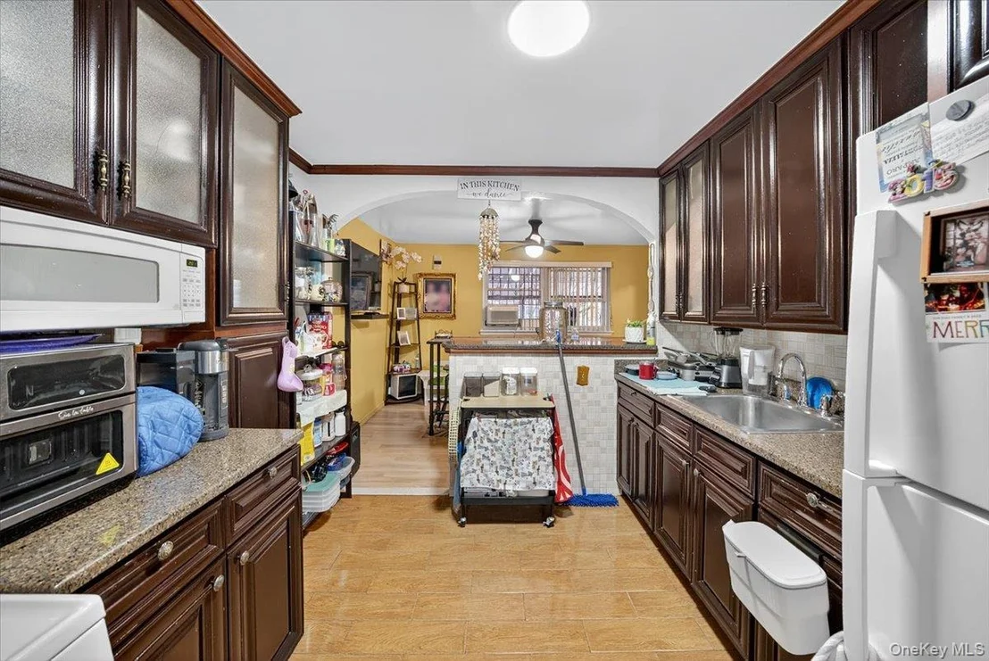 Photo of 917 Fox Street