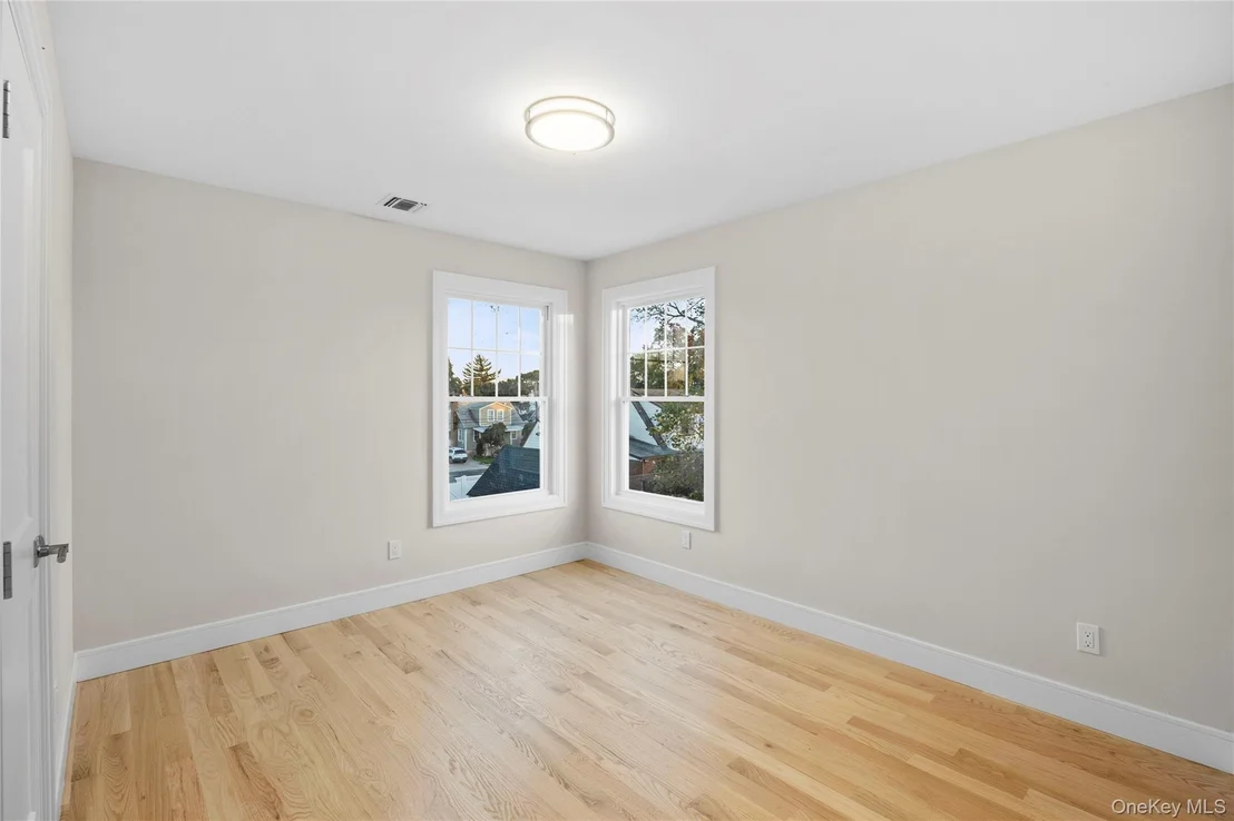 Photo of 335 Evans Avenue