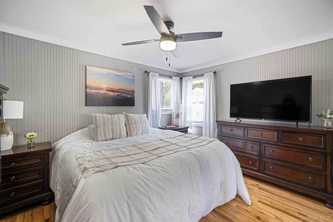 Photo of 121 Selden Boulevard
