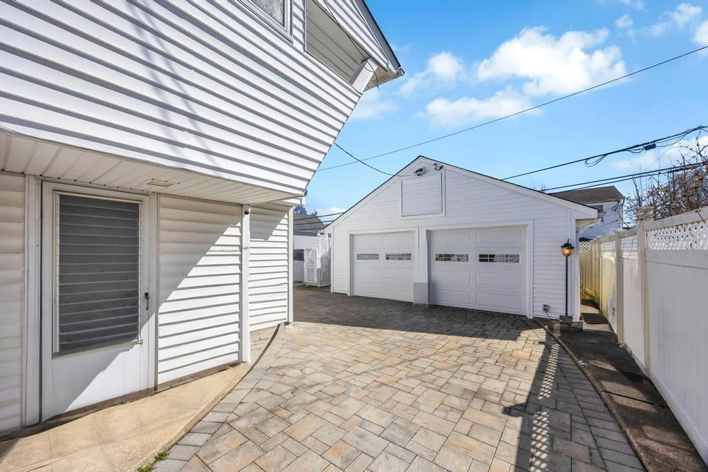 Photo of 38 Cliff Lane