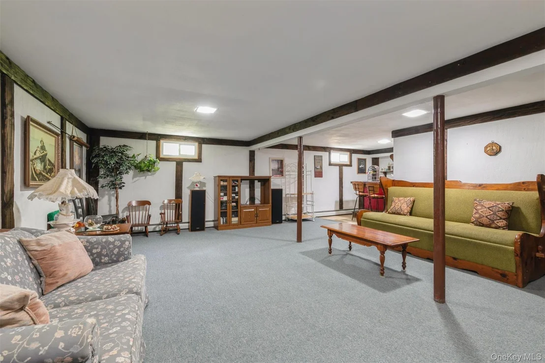 Photo of 42 Summit Drive