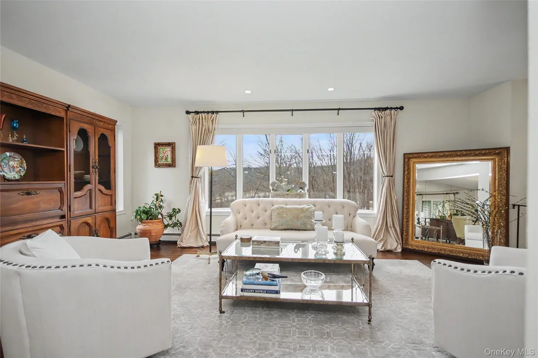 Photo of 102 Nicholson Road