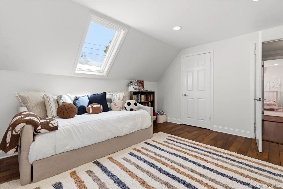 Photo of 116 Huntley Drive