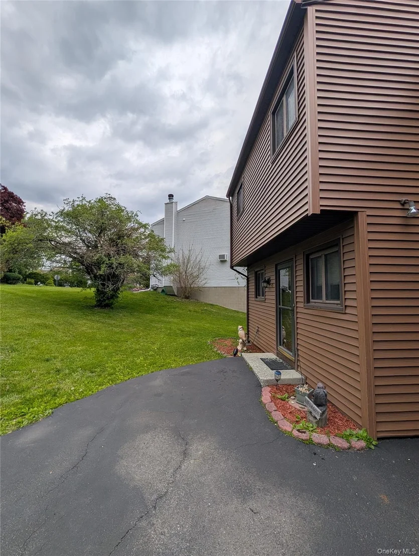 Photo of 45 Hilltop Circle