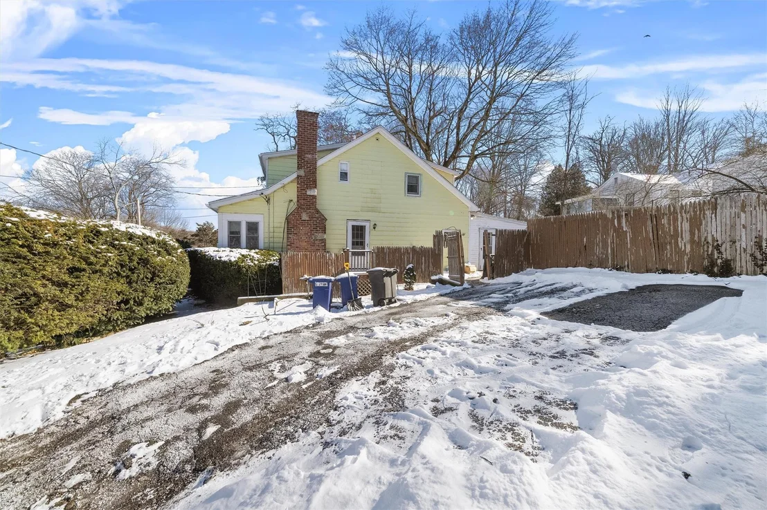 Photo of 50 Howard Avenue
