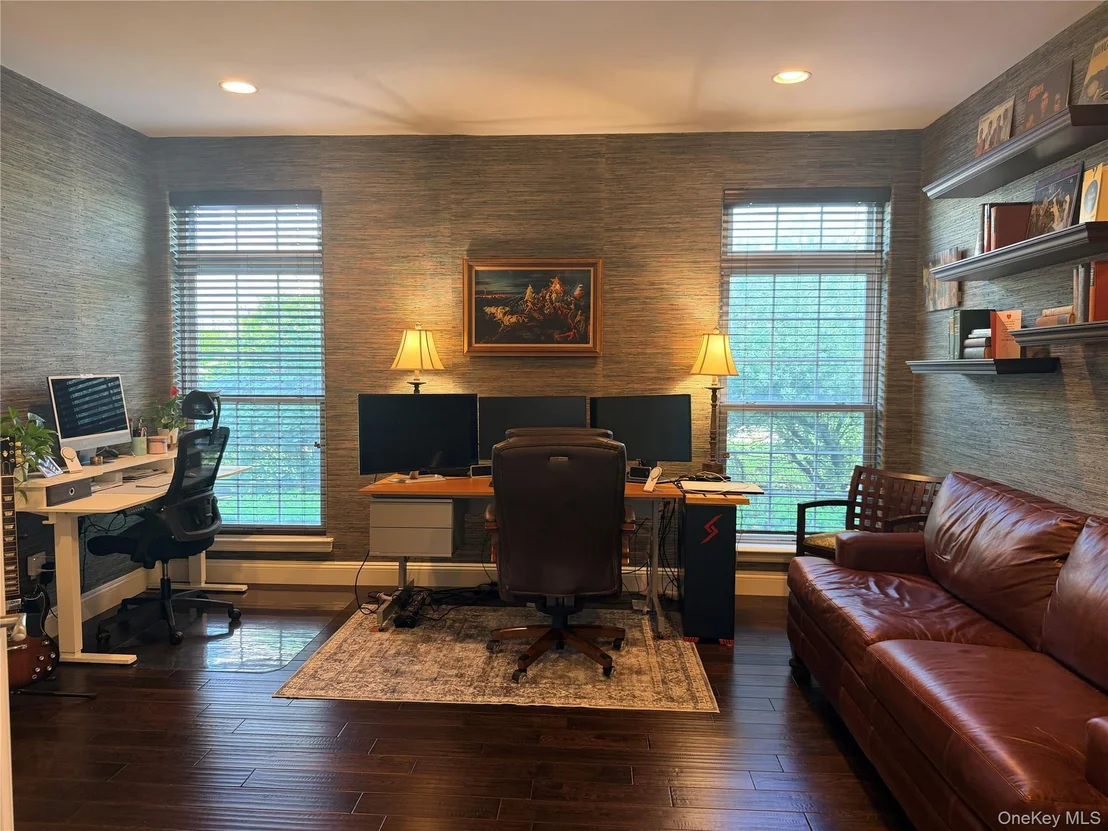 Photo of 38 Hamlet Woods Drive