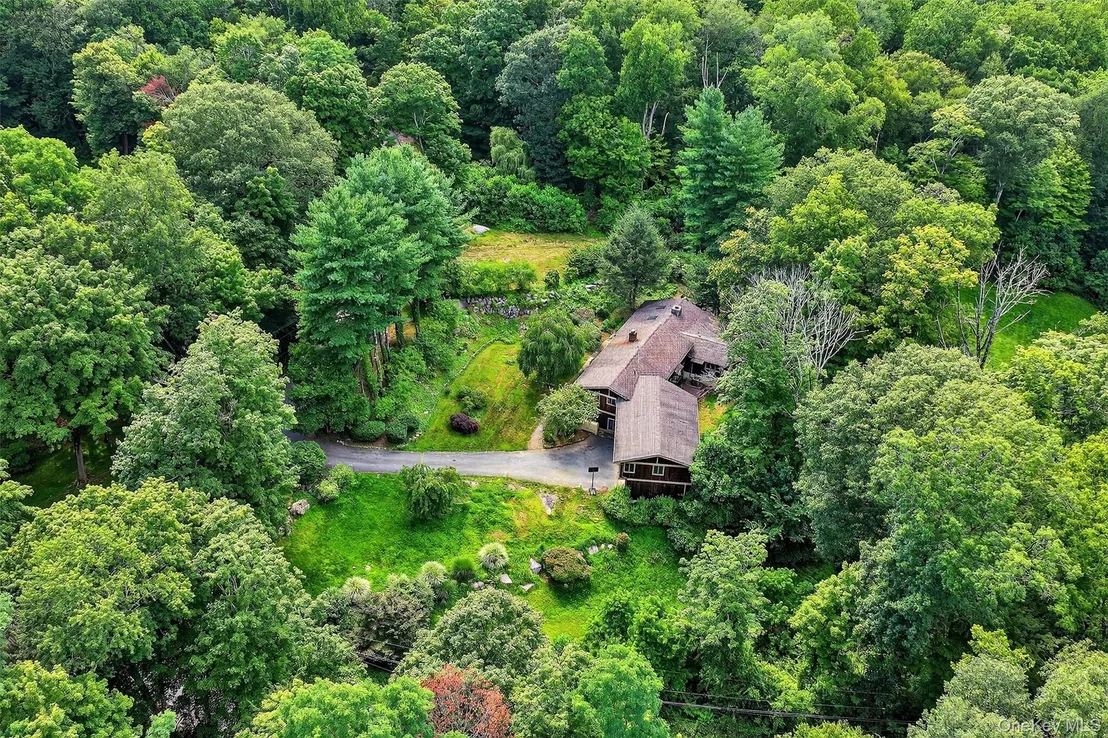 Photo of 4 Cedar Hill Road