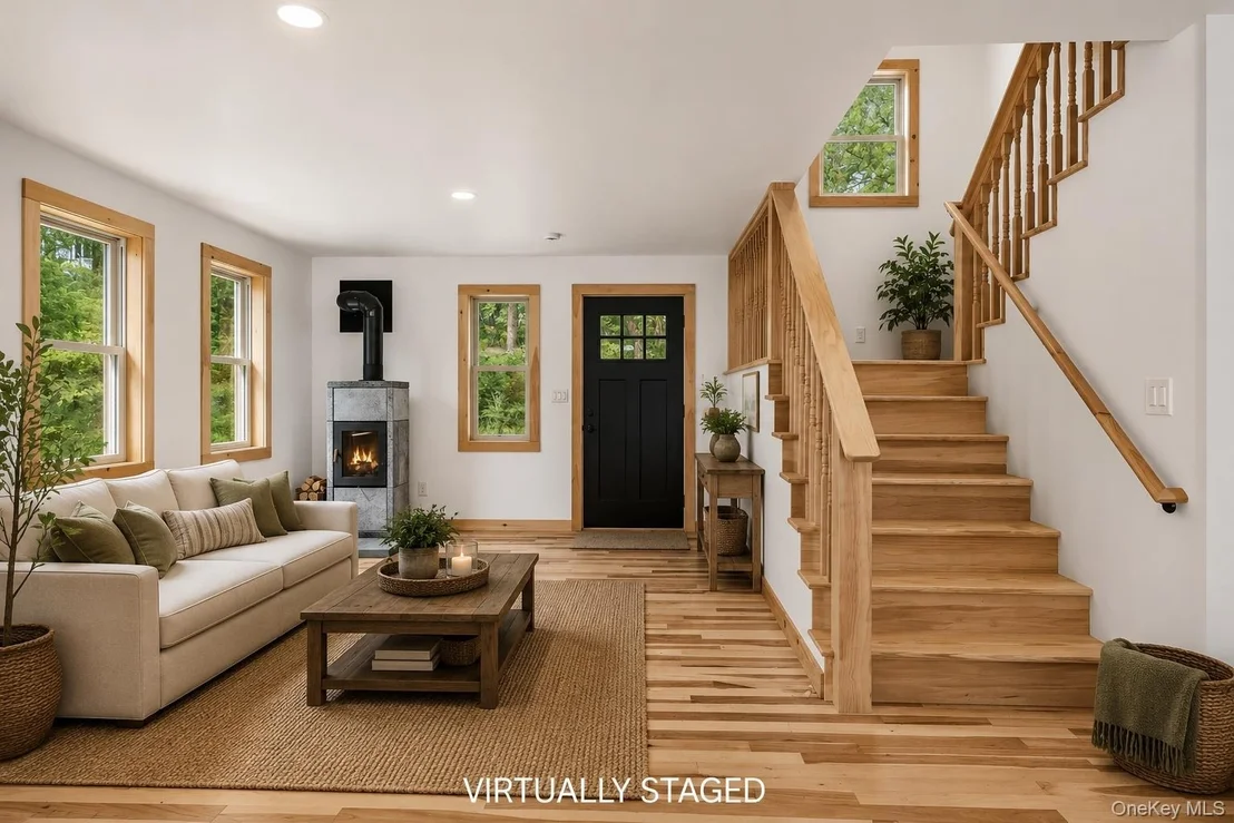 Photo of 71 Oak Street
