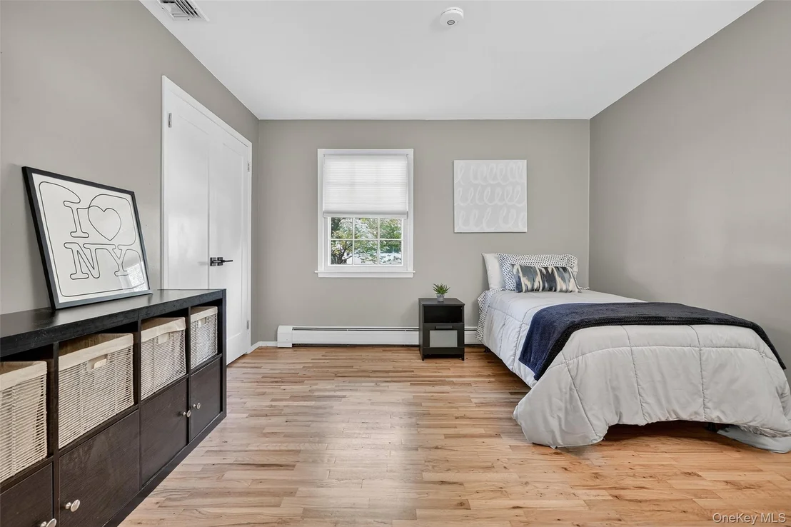 Photo of 37 Continental Drive
