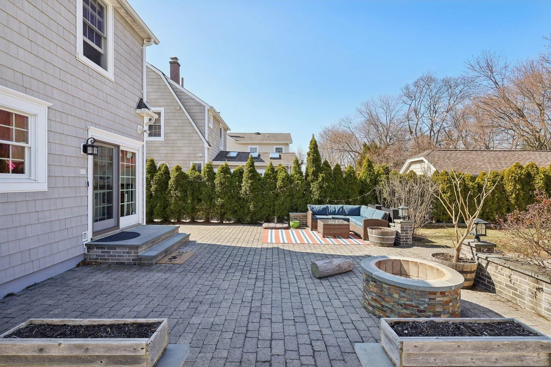 Photo of 85 Yale Street