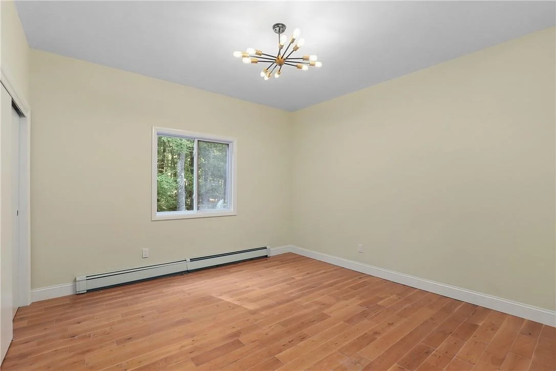 Photo of 104 Crest Road