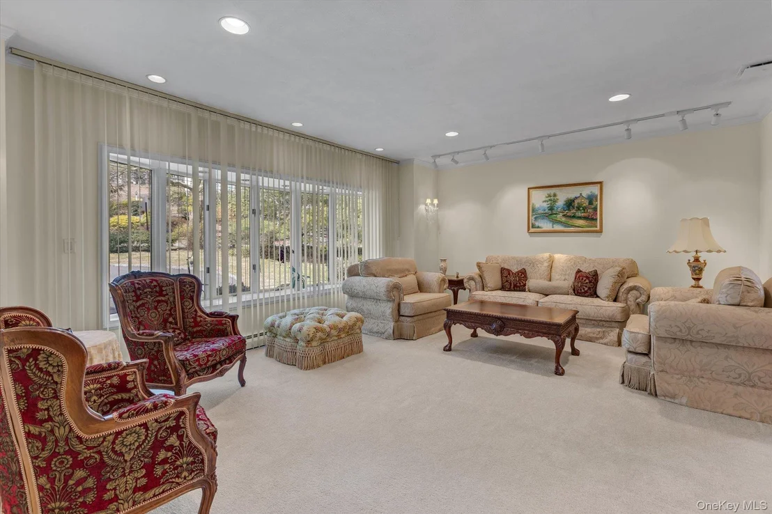Photo of 1 Somner Drive
