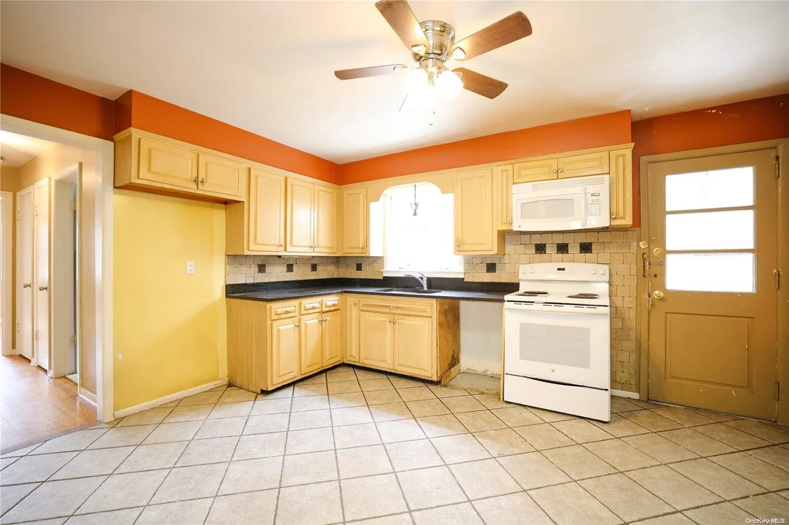 Photo of 75 Underhill Road
