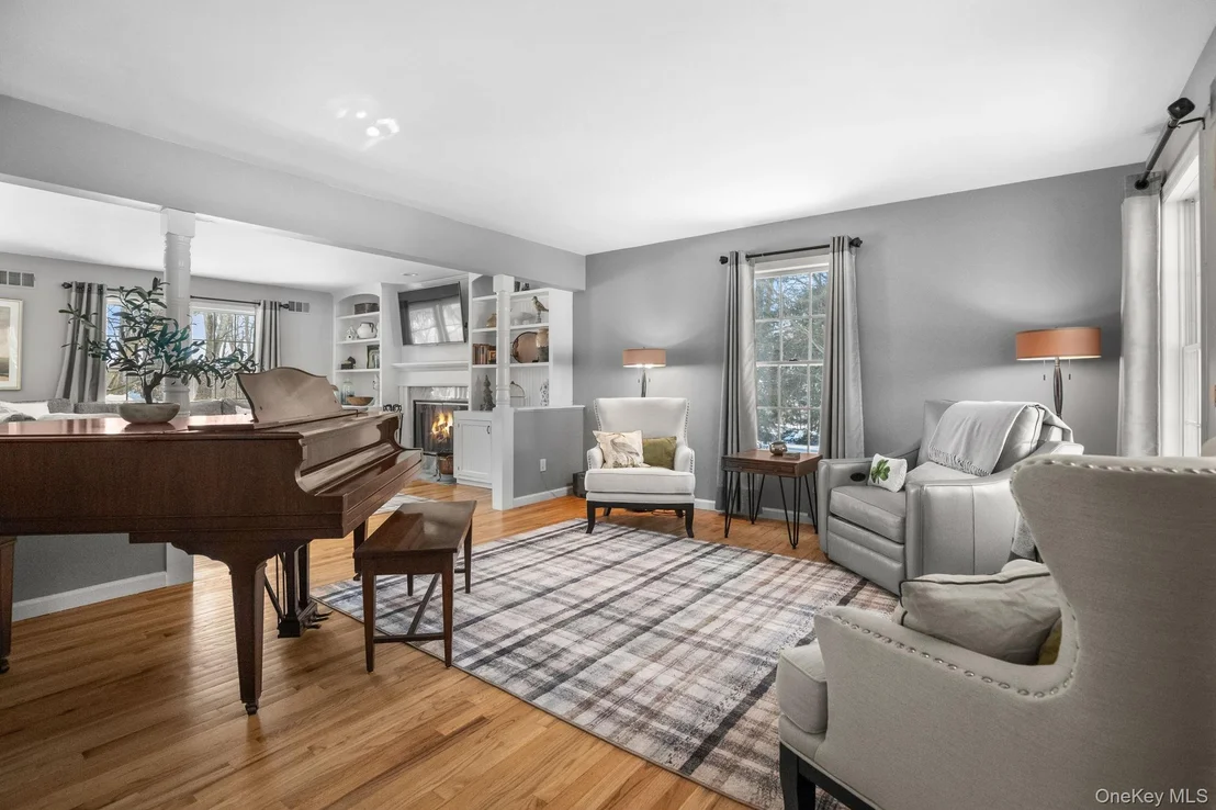 Photo of 6 Ridge Circle