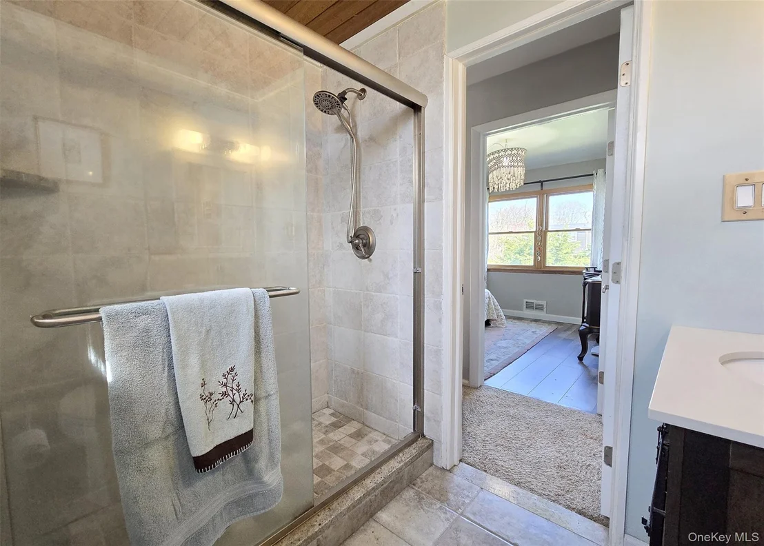 Photo of 261 Phyllis Drive
