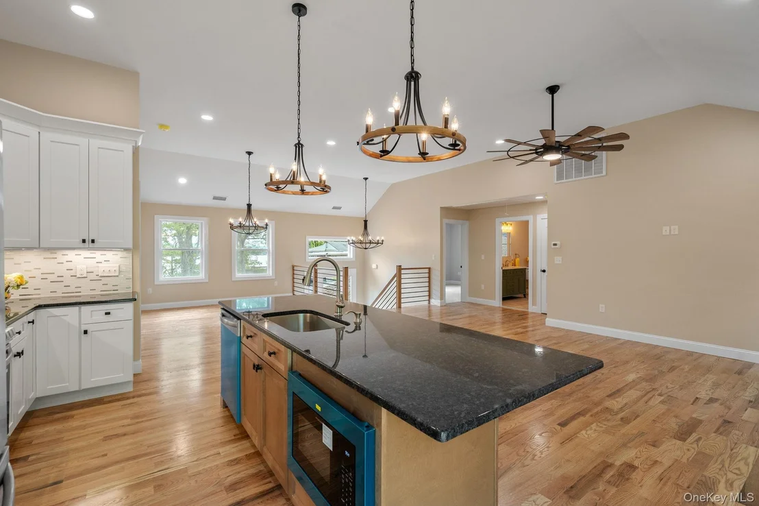 Photo of 61 Smith Avenue