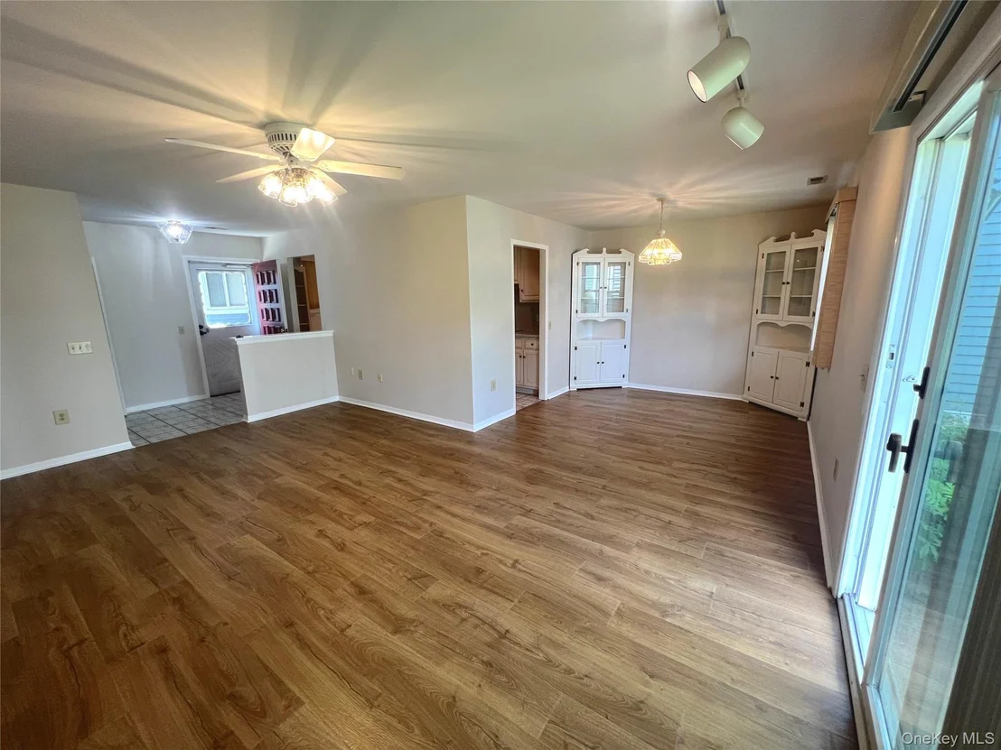 Photo of Unit D at 401 Commons Way