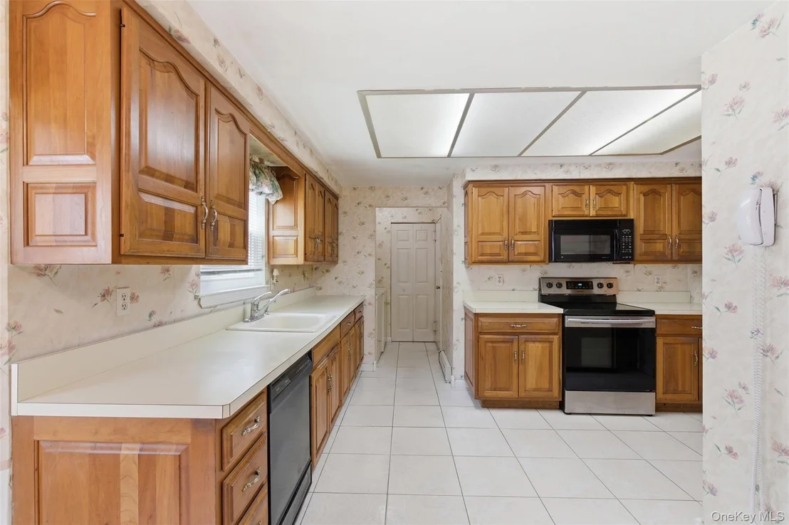 Photo of 2 Barrett Court