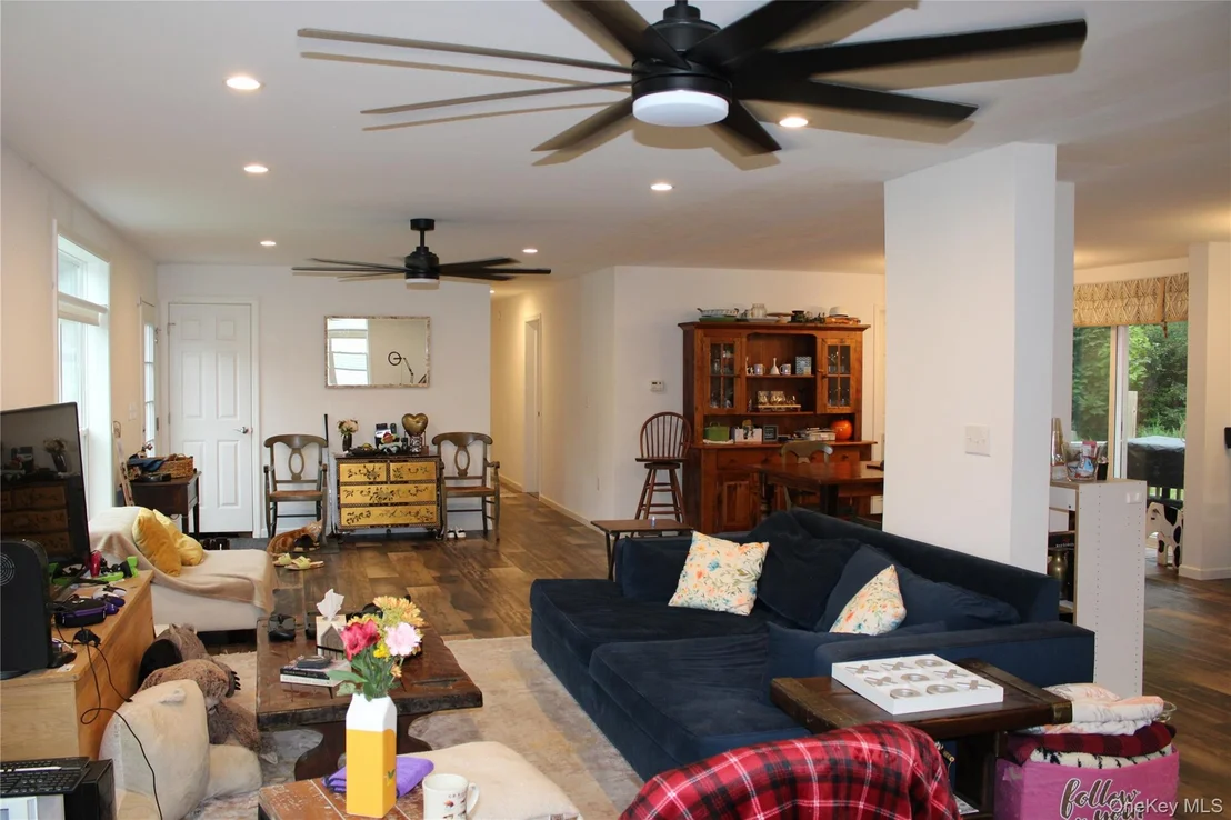 Photo of Unit 48 at 155 Metzger Road