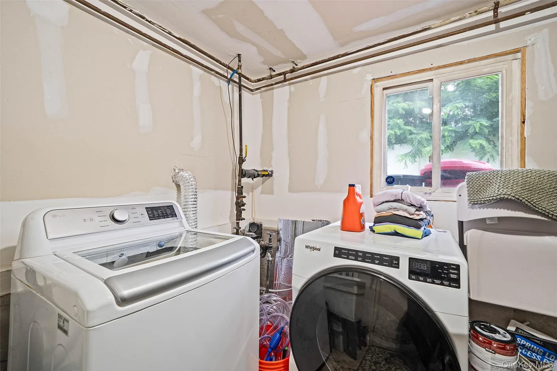 Photo of 2275 Hynes Place