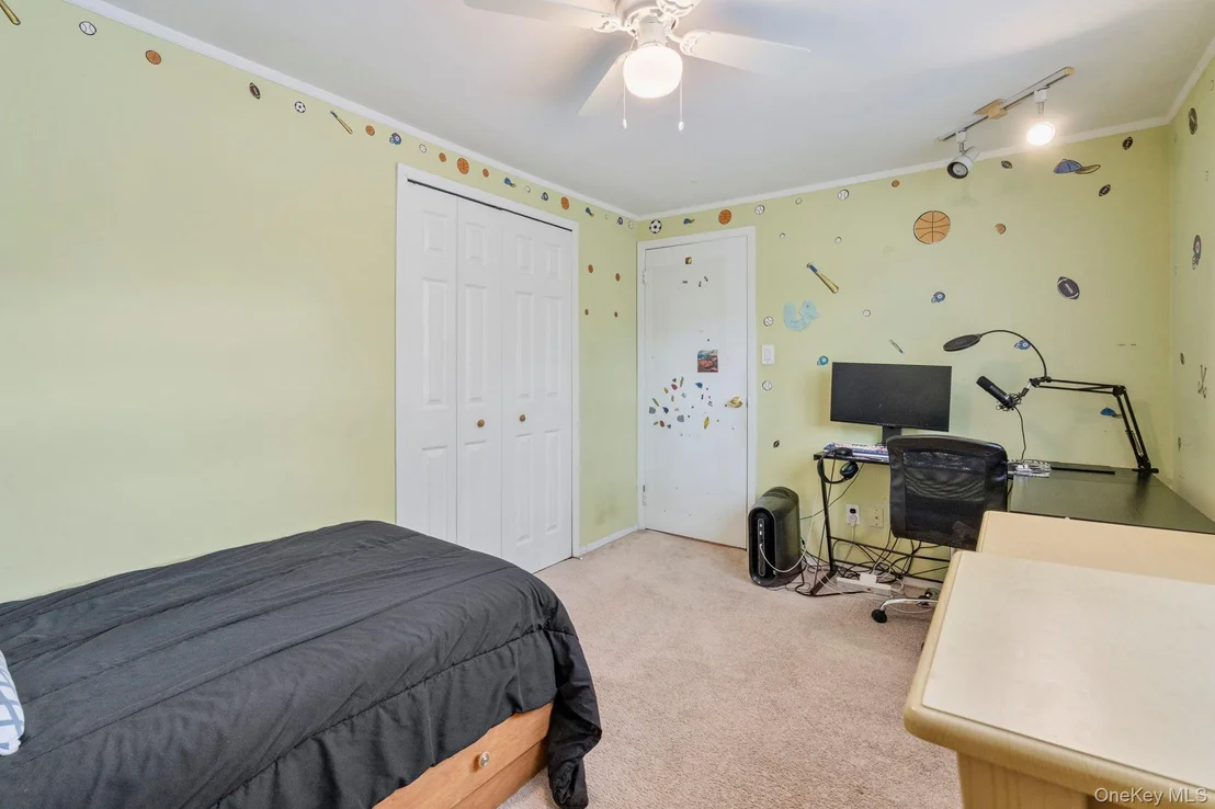 Photo of 20 Spaulding Lane