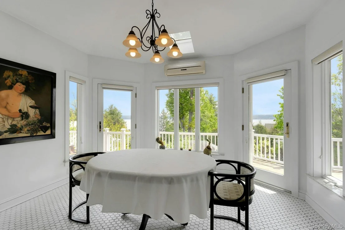 Photo of 32 Laveta Place