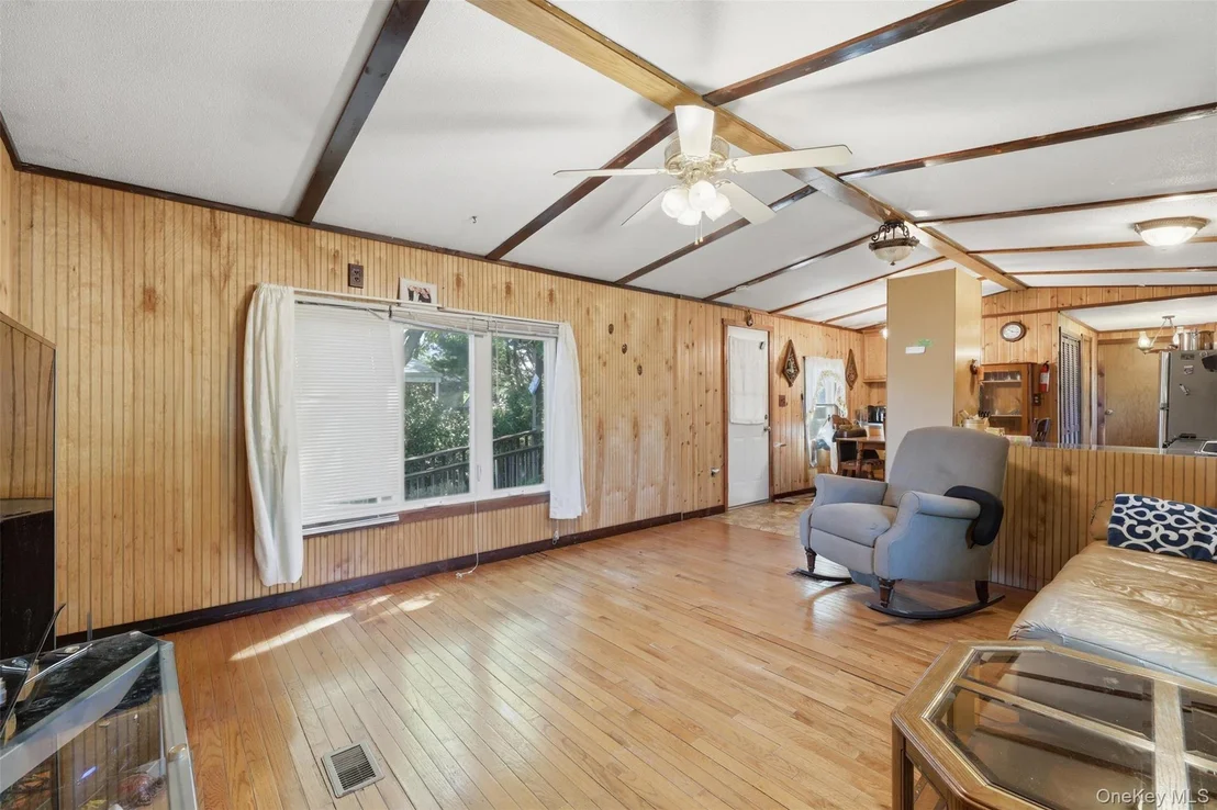 Photo of 2 Daisy Drive