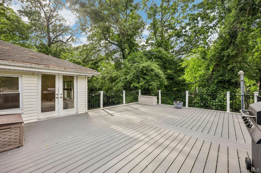Photo of 40 Timberpoint Drive