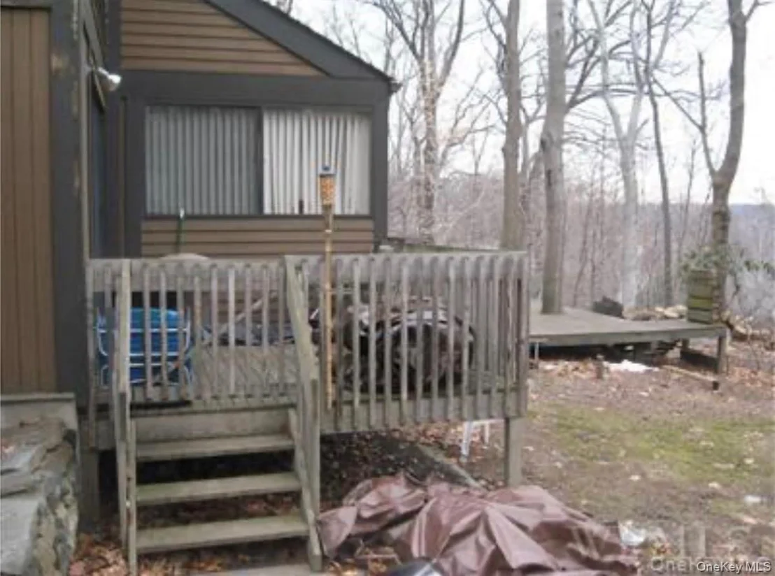 Photo of 114 Round Hill Road
