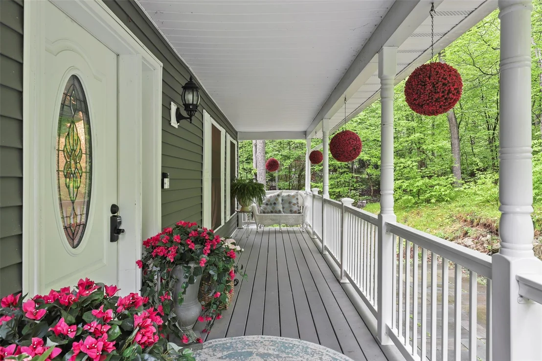 Photo of 25 Crest Road