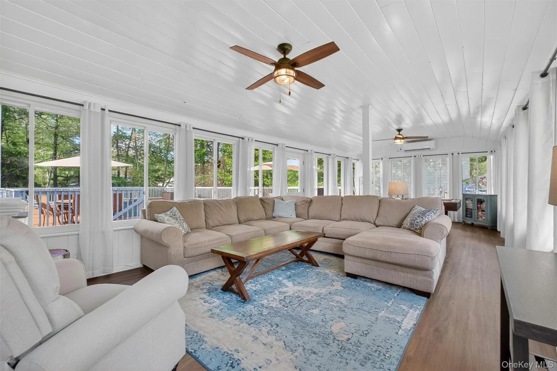 Photo of 7 Ridgewood Terrace