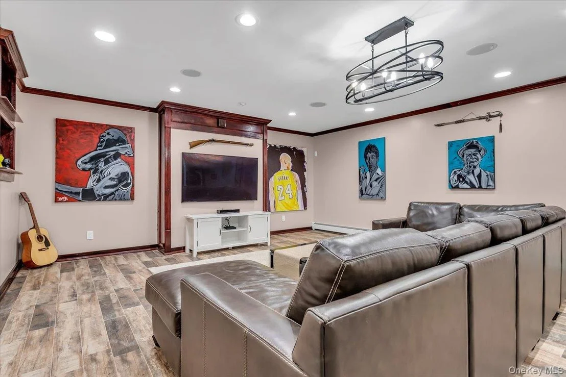 Photo of 21 Buttonwood Drive
