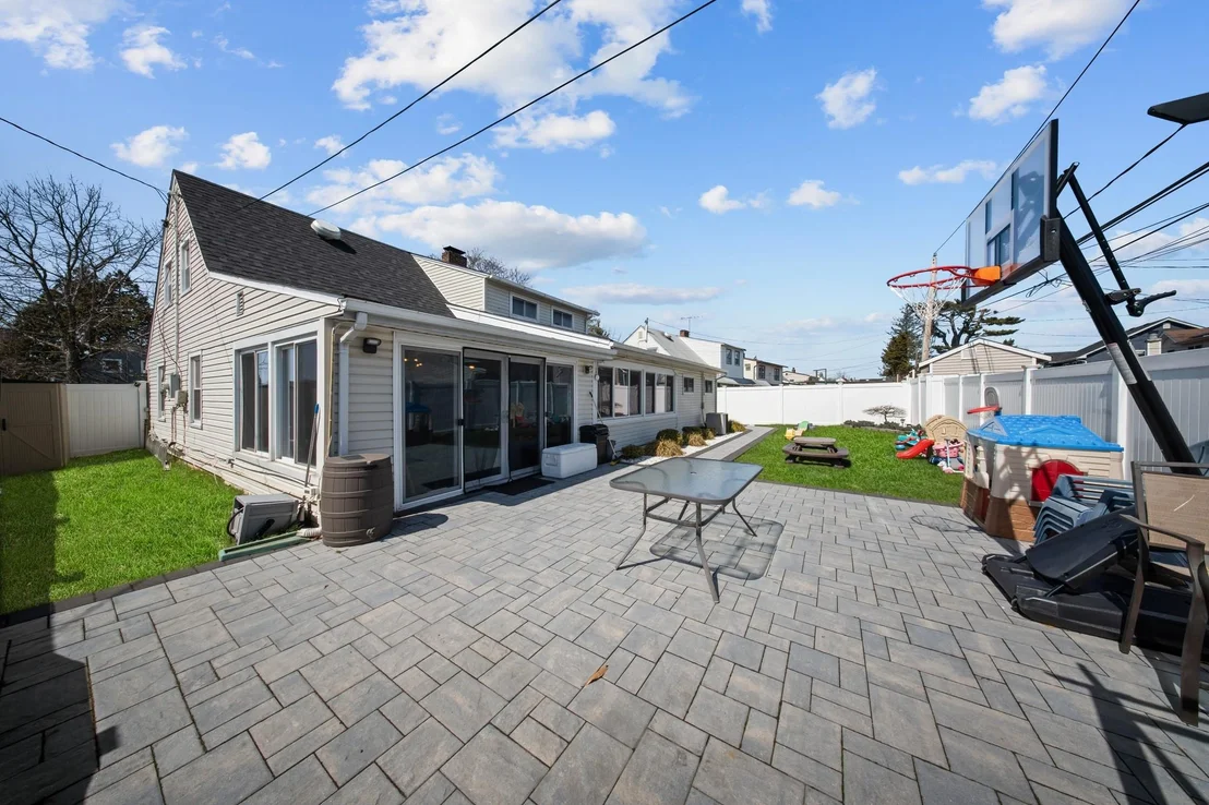 Photo of 33 Chestnut Lane