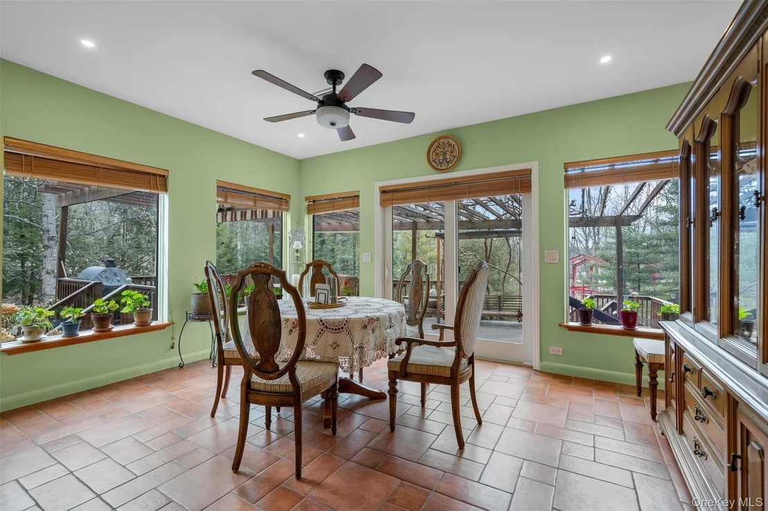 Photo of 36 Chardavoyne Road