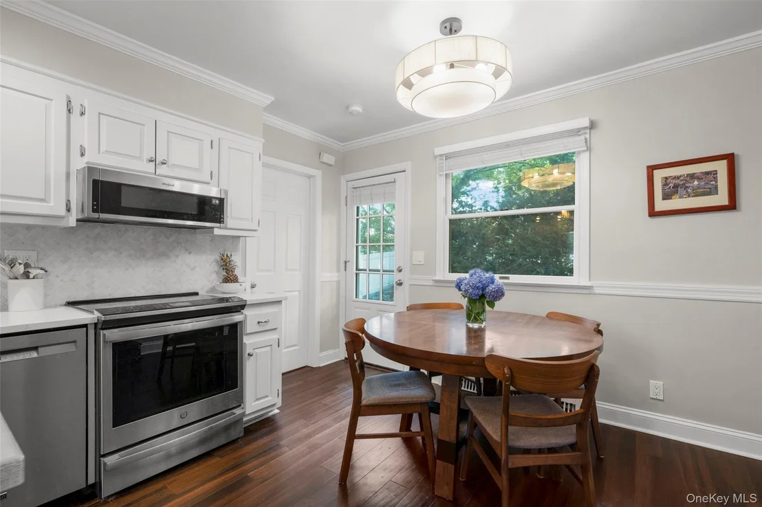 Photo of 315 Maple Avenue