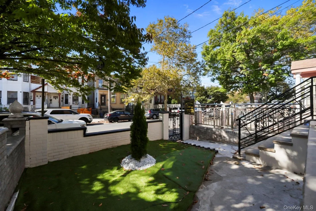 Photo of 127 Crystal Street