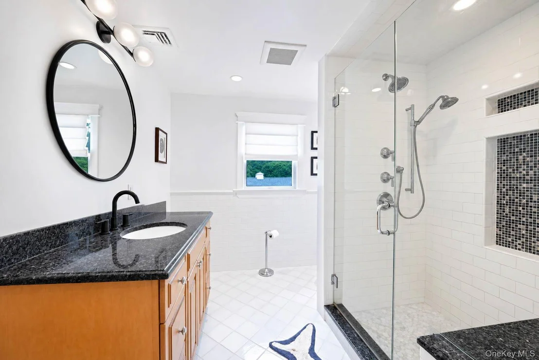 Photo of 312 Riverside Drive