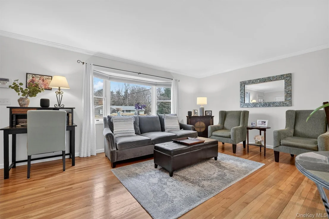 Photo of 18 Clovebrook Road