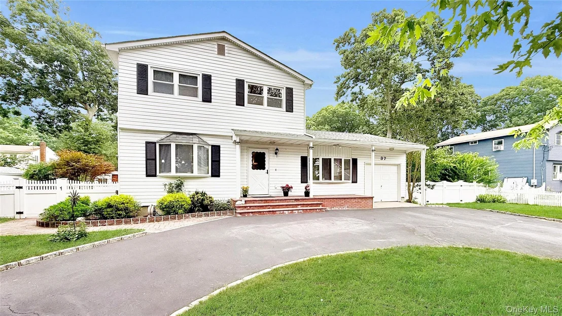 Photo of 37 Hampton Avenue